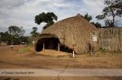 Kasubi Tombs - królewski pałac i grobowce