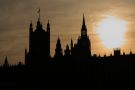 Parlament o zachodzie słońca