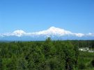 Onieone i zlodowacone szczyty pasma Alaska Range