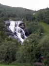 Wodospad w dolinie Suphelledalen