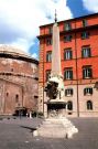 Piazza della Minevra - Obelisco