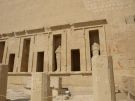 Ściana frontowa Świątyni Hatszepsut